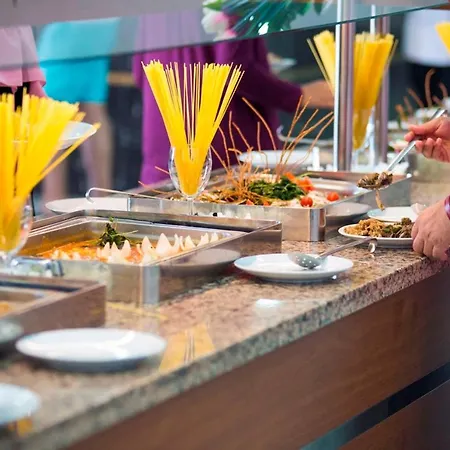 מלון Club Sun Paradise אלאניה