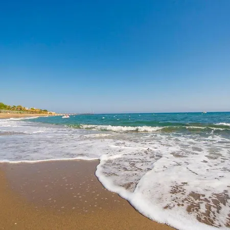 Club Sun Paradise Szálloda 4*