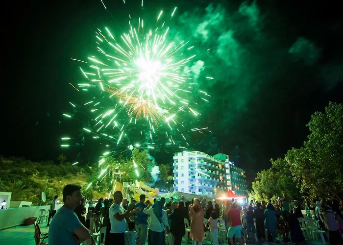 Club Sun Paradise فندق 4*